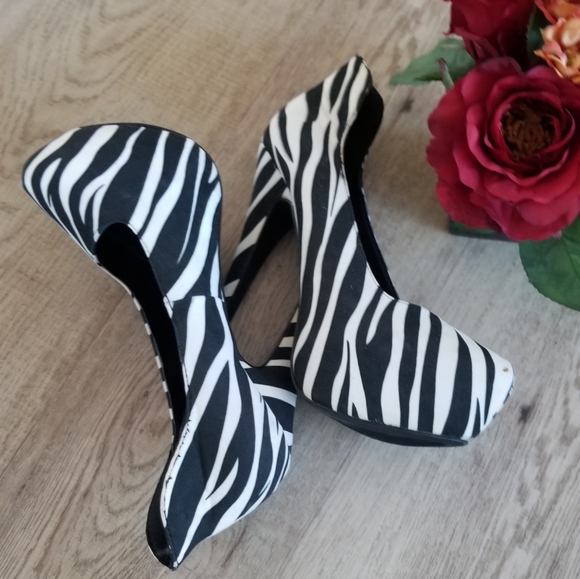🥿 Zebra shoes 🥿 - Picture 6 of 9